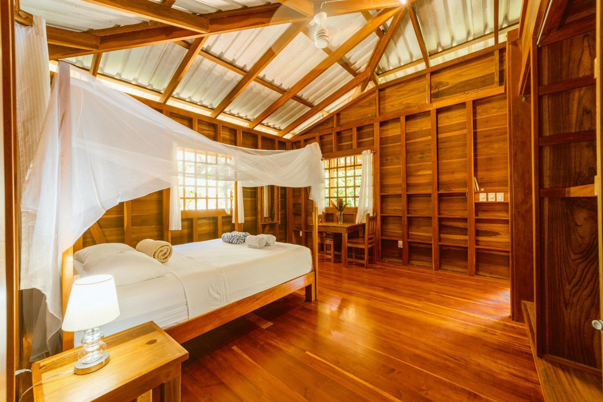 Casa Viva Lodge Puerto Viejo de Talamanca Екстер'єр фото